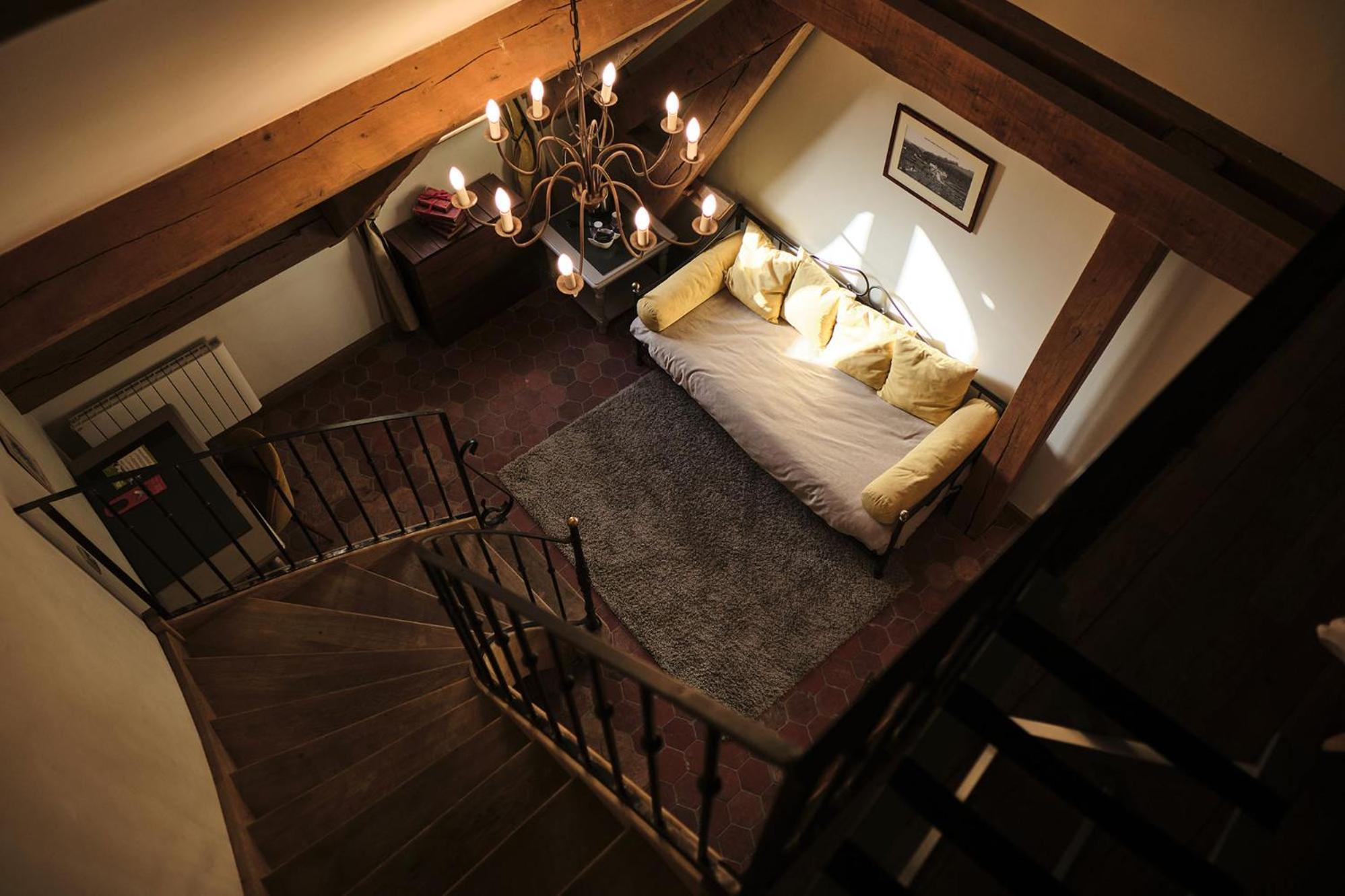 Hostellerie De La Tour D'Auxois Saulieu Bagian luar foto